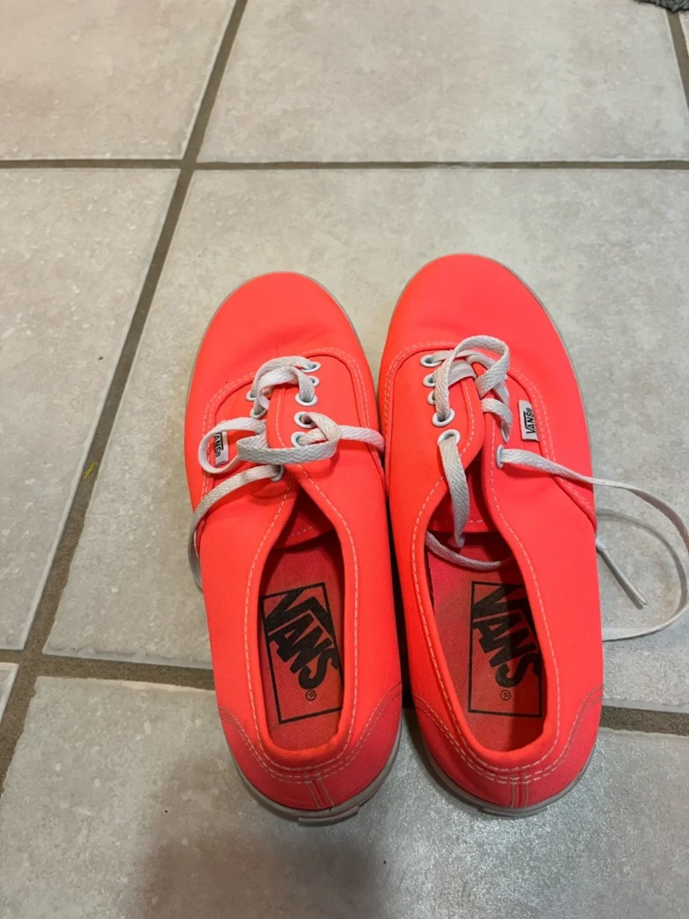 Hot pink VANS size 5.5